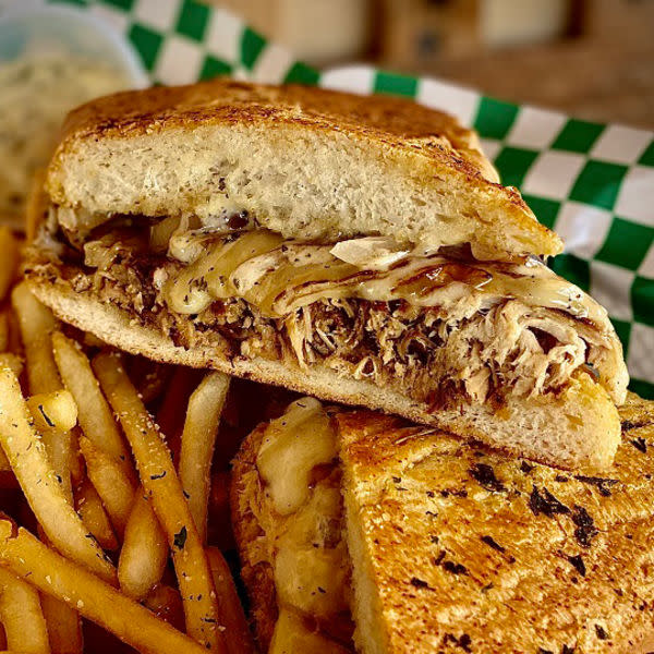 Best Food Trucks Coco's Latin Cuisine Food Truck shift on 10/18/2024